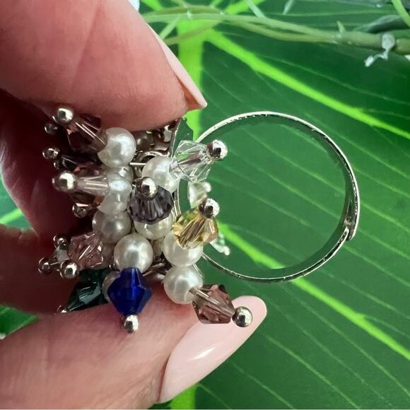 Silver tone Cluster Dangle Beads and Faux Pearls Ring - Picture 6 of 9